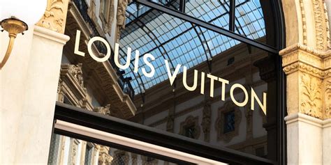 louis vuitton moet hennessy lavora con noi|lvmh offerte lavoro.